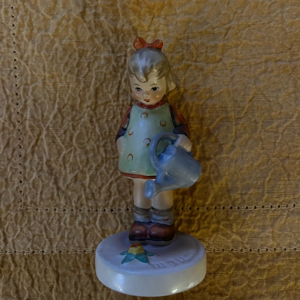 GOEBEL GIRL WITH WATERING FLOWER - Vintage Figurine with Watering Can